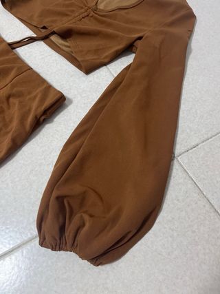Conjunto Shein marrón - Top y falda
