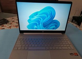 Portátil HP Plata - Impecable