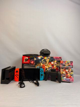 Nintendo Switch + Mario Kart Deluxe