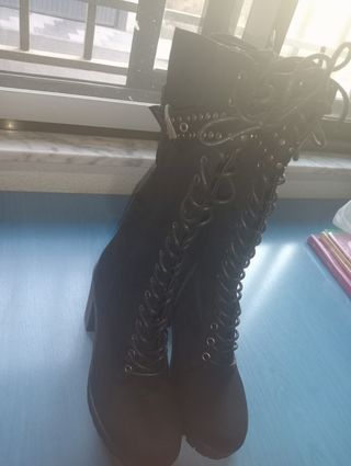 Botas negras altas talla 36