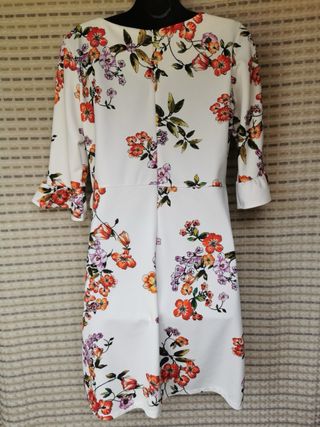 Muy bonito vestido Sfera