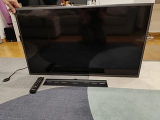 TV Samsung 40" - Gris
