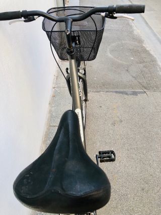 Bicicleta urbana BTWIN 700