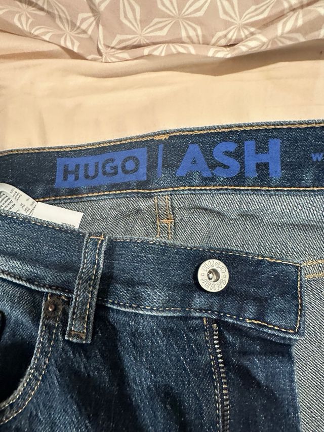 venta de 2 pantalones Hugo Boss y Faconable