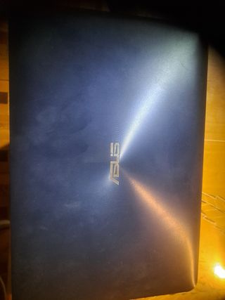 Portátil Asus i7 seminuevo