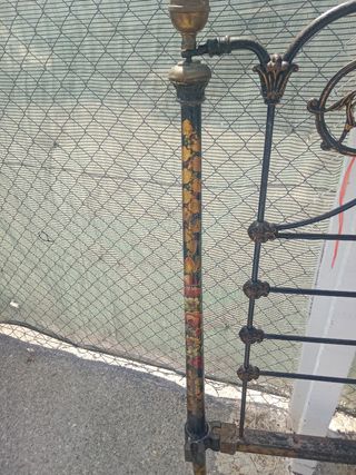 Testiera in ferro battuto Art Nouveau del XIX secolo 