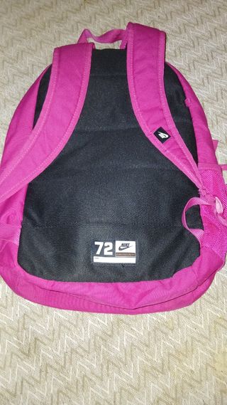 Mochila Nike Rosa - 72
●Reus