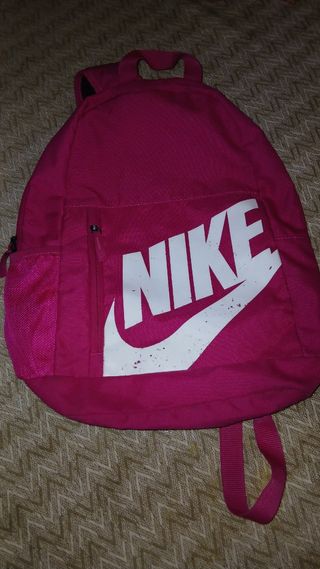 Mochila Nike Rosa - 72
●Reus