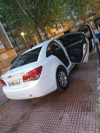 Chevrolet Cruze 2012