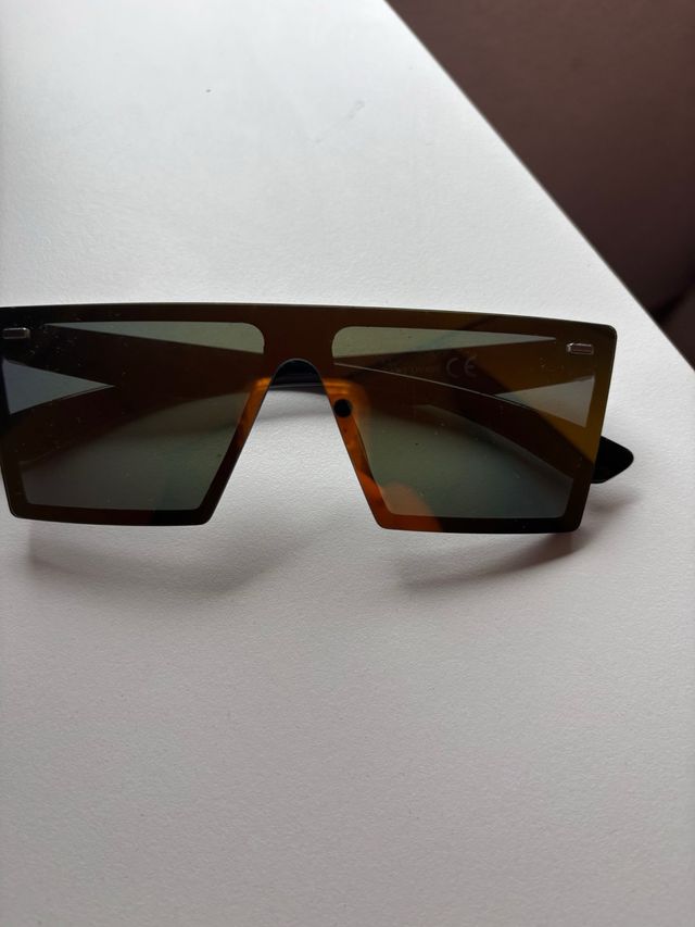 Gafas de sol cuadradas