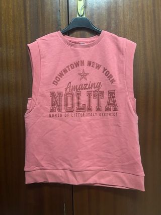 Chaleco rosa sin mangas Nolita