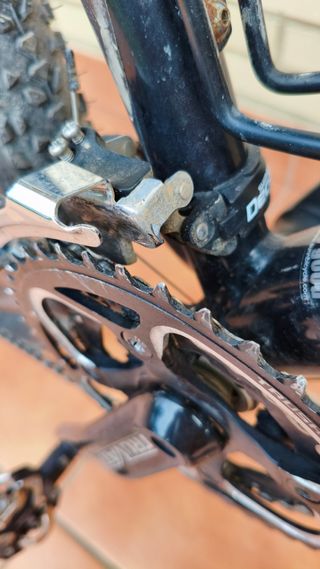 Desviador Shimano DEORE y mando manillar 3 platos.