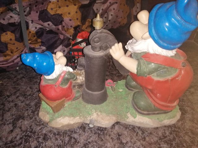 2 Gnomos Jardín - Fuente