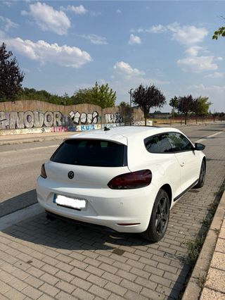 Volkswagen Scirocco 2.0 tsi Dsg