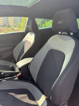 Volkswagen Scirocco 2.0 tsi Dsg