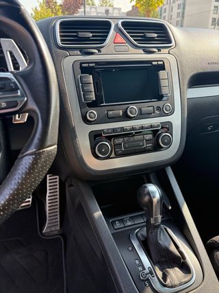Volkswagen Scirocco 2.0 tsi Dsg