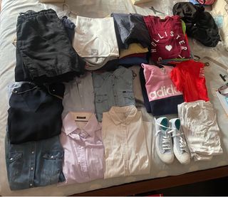 Lote ropa mujer: 100+ prendas vaqueros, camisas...