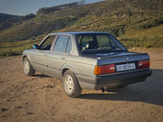BMW E30 320i 1990 - Manual