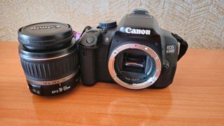 Canon EOS 650D - Cámara réflex