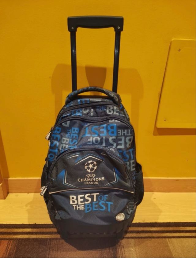 Mochila con ruedas nueva!!