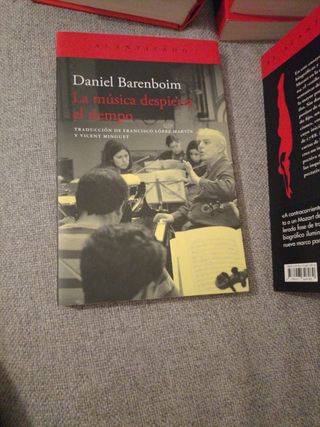 Libro La música despierta el tiempo