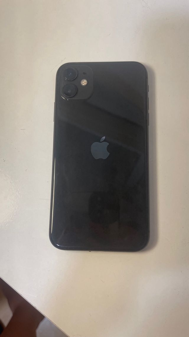 iPhone 11 negro 128gb