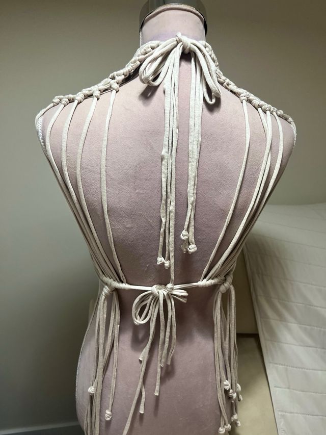 Top tejido macramé beige