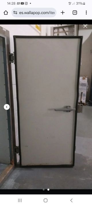 Puerta de cámara frigorífica.