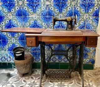 Dos Máquinas de coser Singer antiguas