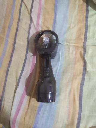 Mini ventilador con agua