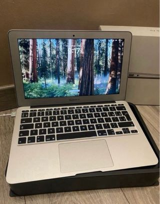 MacBook Air 11.6" A1465 Plata