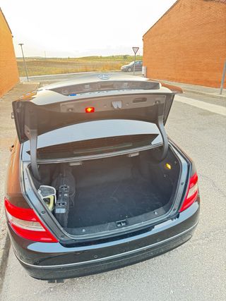 Mercedes-Benz Clase C 2010