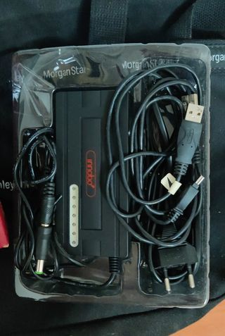 Cargador universal para portátiles -  Innobo