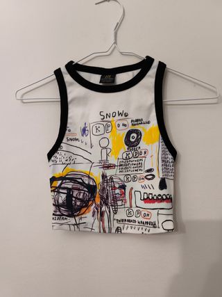 Top Bershka XS - Blanco y Negro. Cómo nuevo 