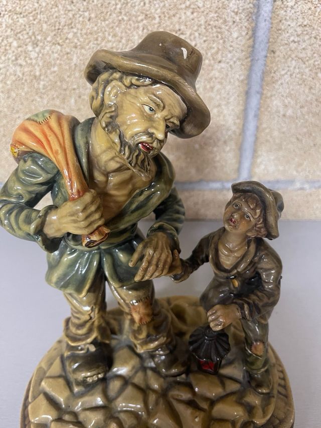 Figura cerámica artesanal