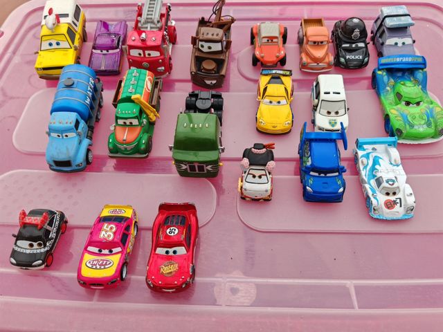 Coches Cars metal: 20 miniaturas