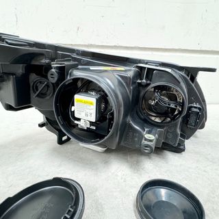 Faro Xenón Izquierdo SAAB 93
