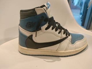 Nike Air Jordan 1 - Azul y Blanco