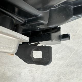 Faro Xenon Derecho SAAB 93