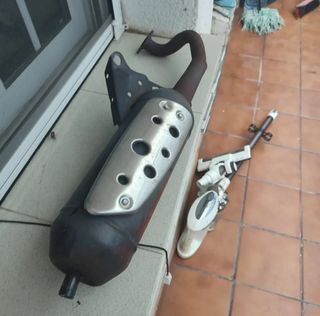 Escape Yamaha Jog R/RR/Aerox