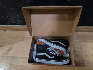 Vans Sk8-Hi - Playeras Negras
