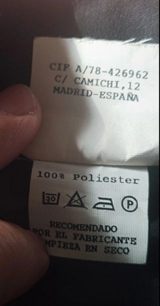 Falda plisada negra larga