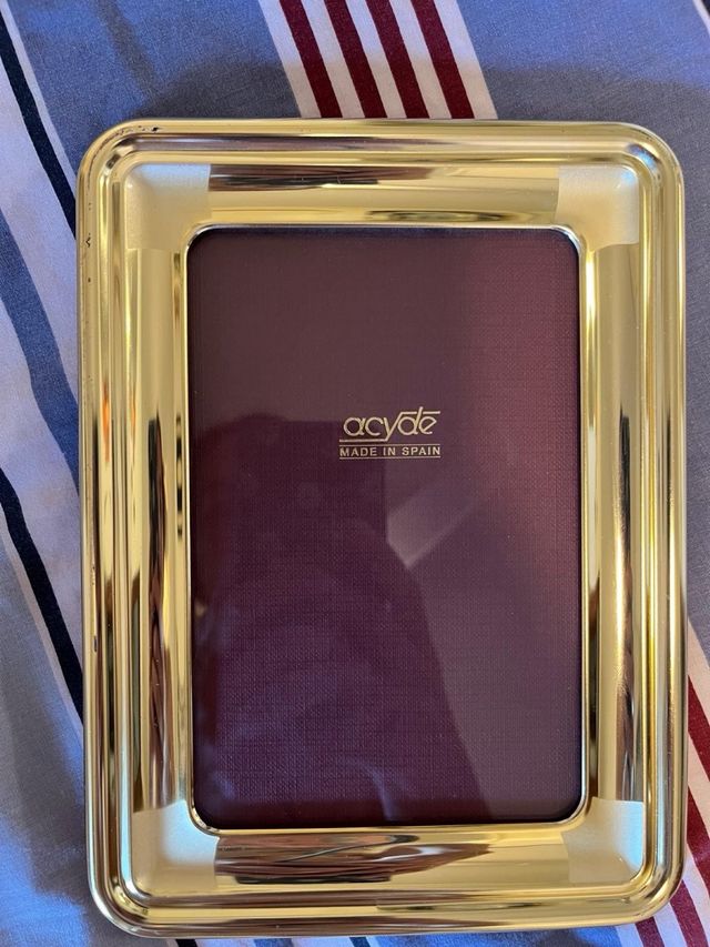 Marco dorado Acyde