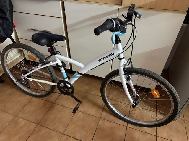 Bicicleta BTWIN niña 6-9 años