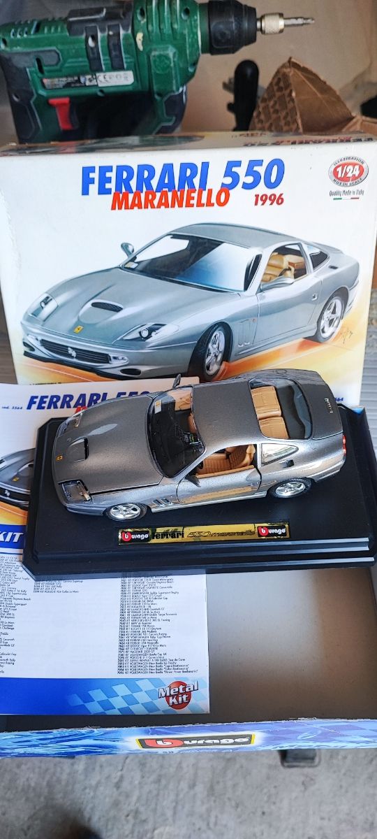 Bburago burago kit Ferrari 550 Maranello 1:24