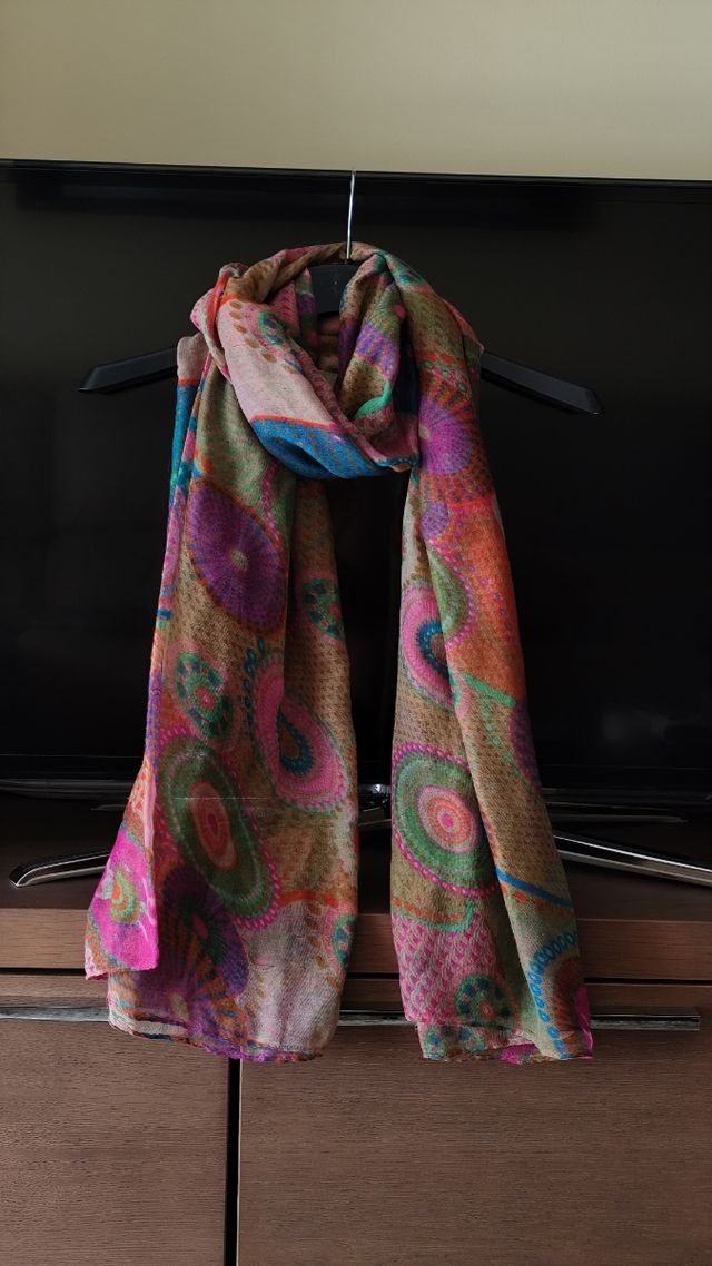 Pashmina multicolor. Fulard.Foulard estampado.Chal