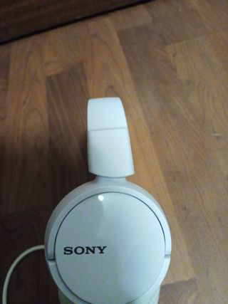 Cascos SONY blancos