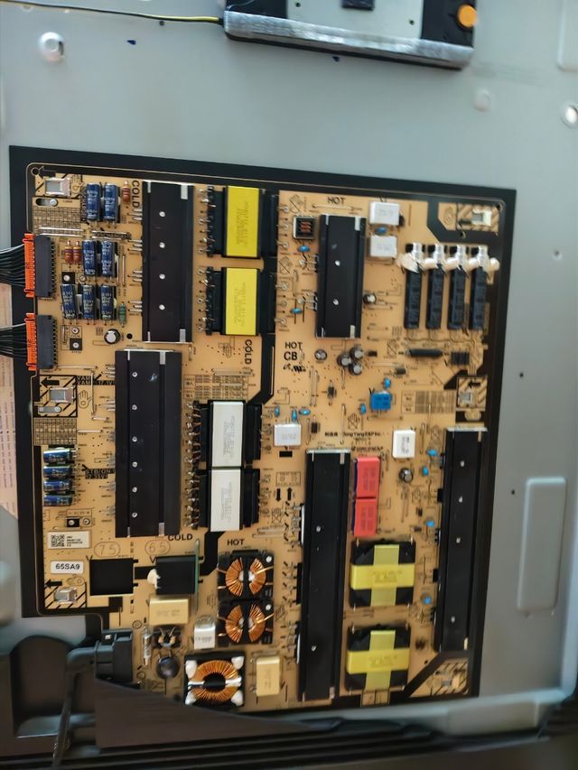 Samsung QE65QN93AAT alimentatore