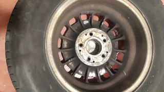 Llantas Mercedes Benz de 14” y neumáticos 