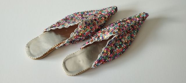 Babuchas multicolor brillantes